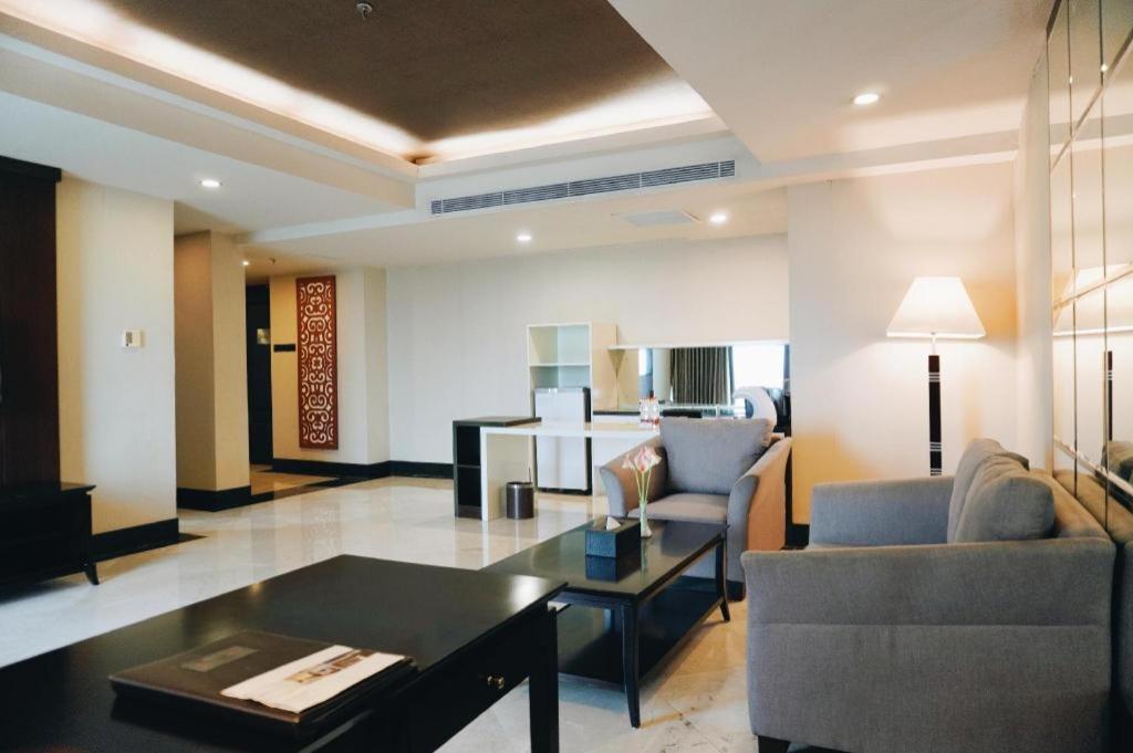 Indoluxe Hotel Jogjakarta Melati Экстерьер фото