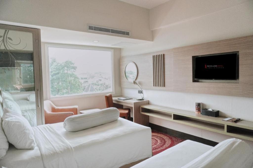 Indoluxe Hotel Jogjakarta Melati Экстерьер фото