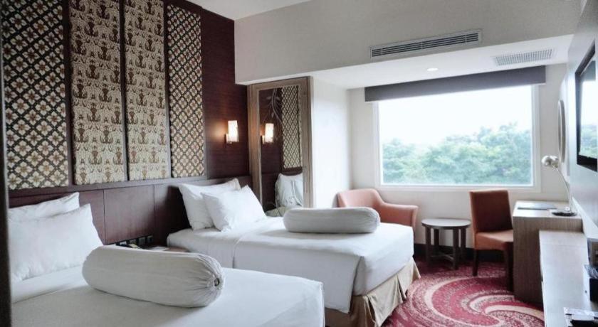 Indoluxe Hotel Jogjakarta Melati Экстерьер фото