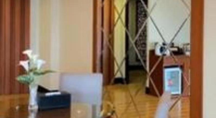 Indoluxe Hotel Jogjakarta Melati Экстерьер фото