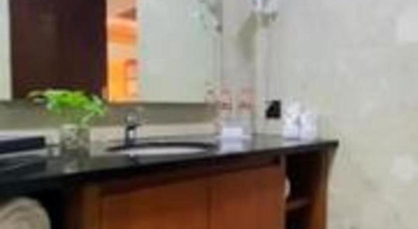 Indoluxe Hotel Jogjakarta Melati Экстерьер фото
